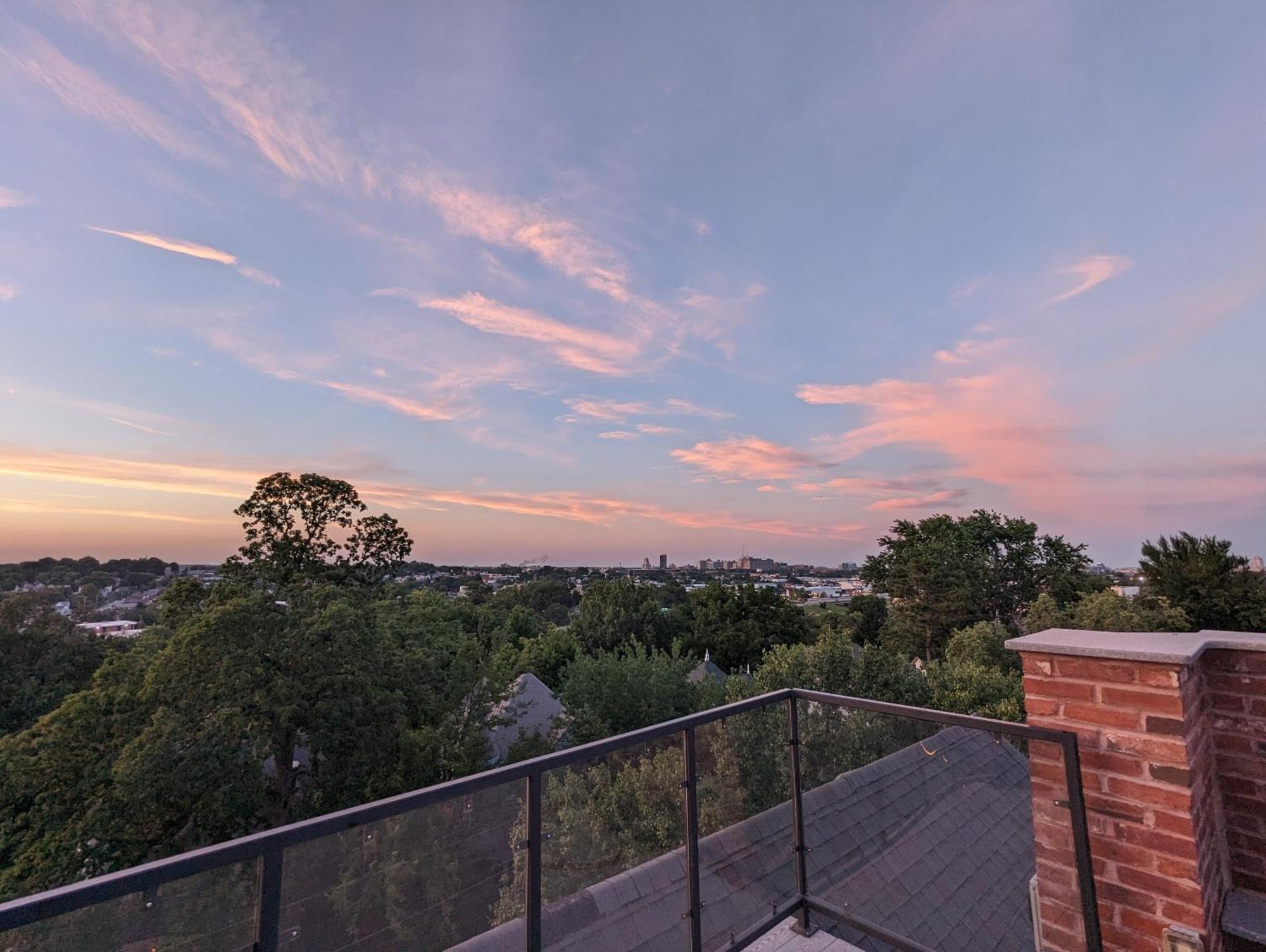 Gothic Heights Inn Clifton Heights Buitenkant foto