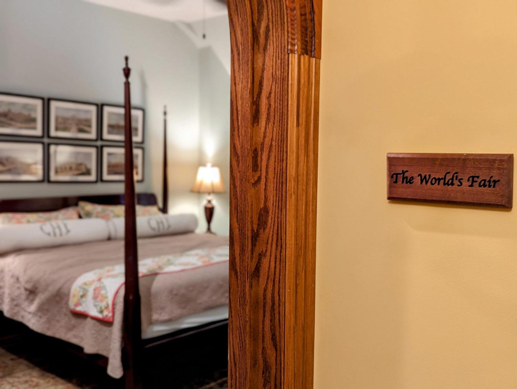 Gothic Heights Inn Clifton Heights Buitenkant foto