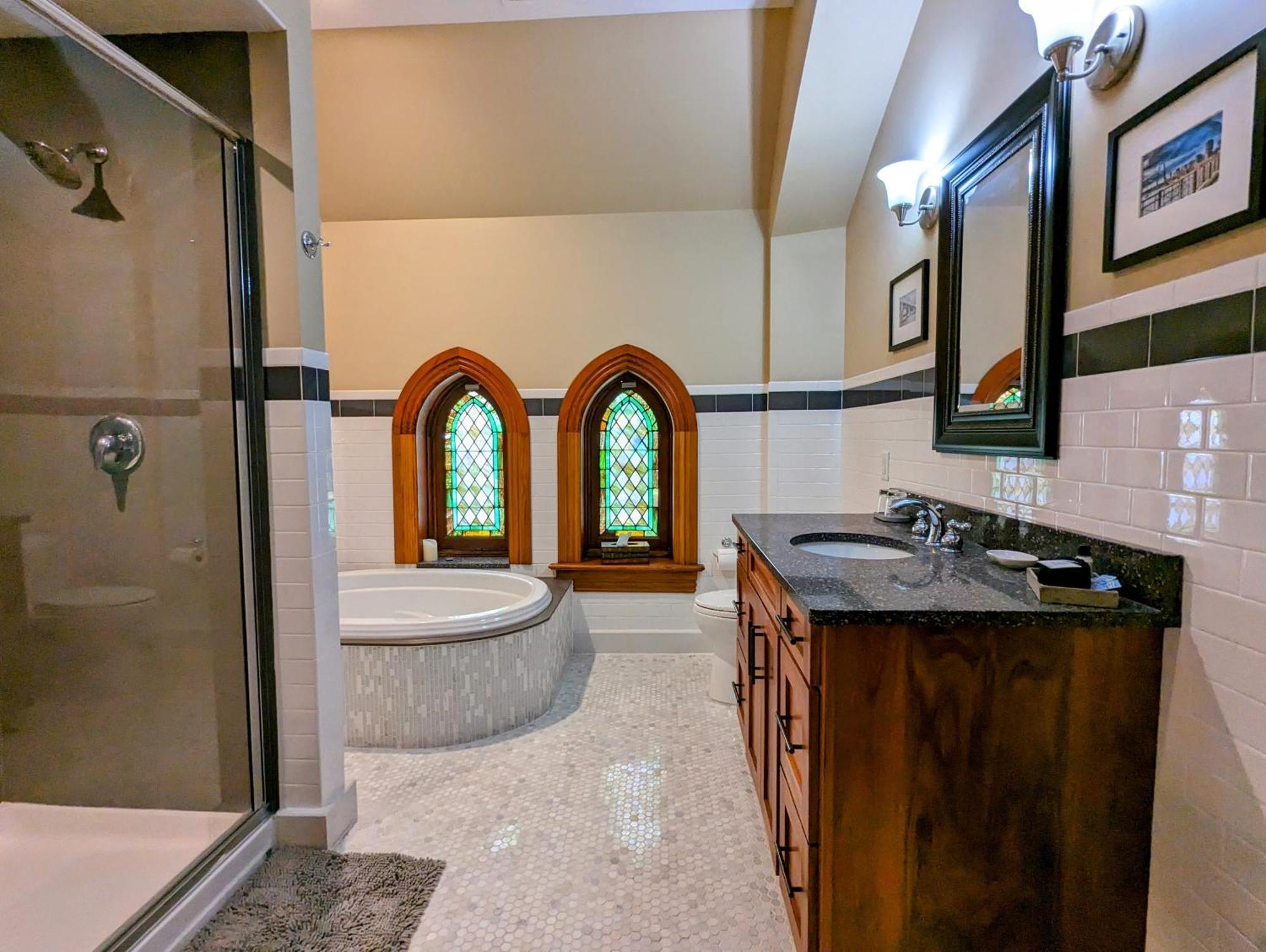 Gothic Heights Inn Clifton Heights Kamer foto