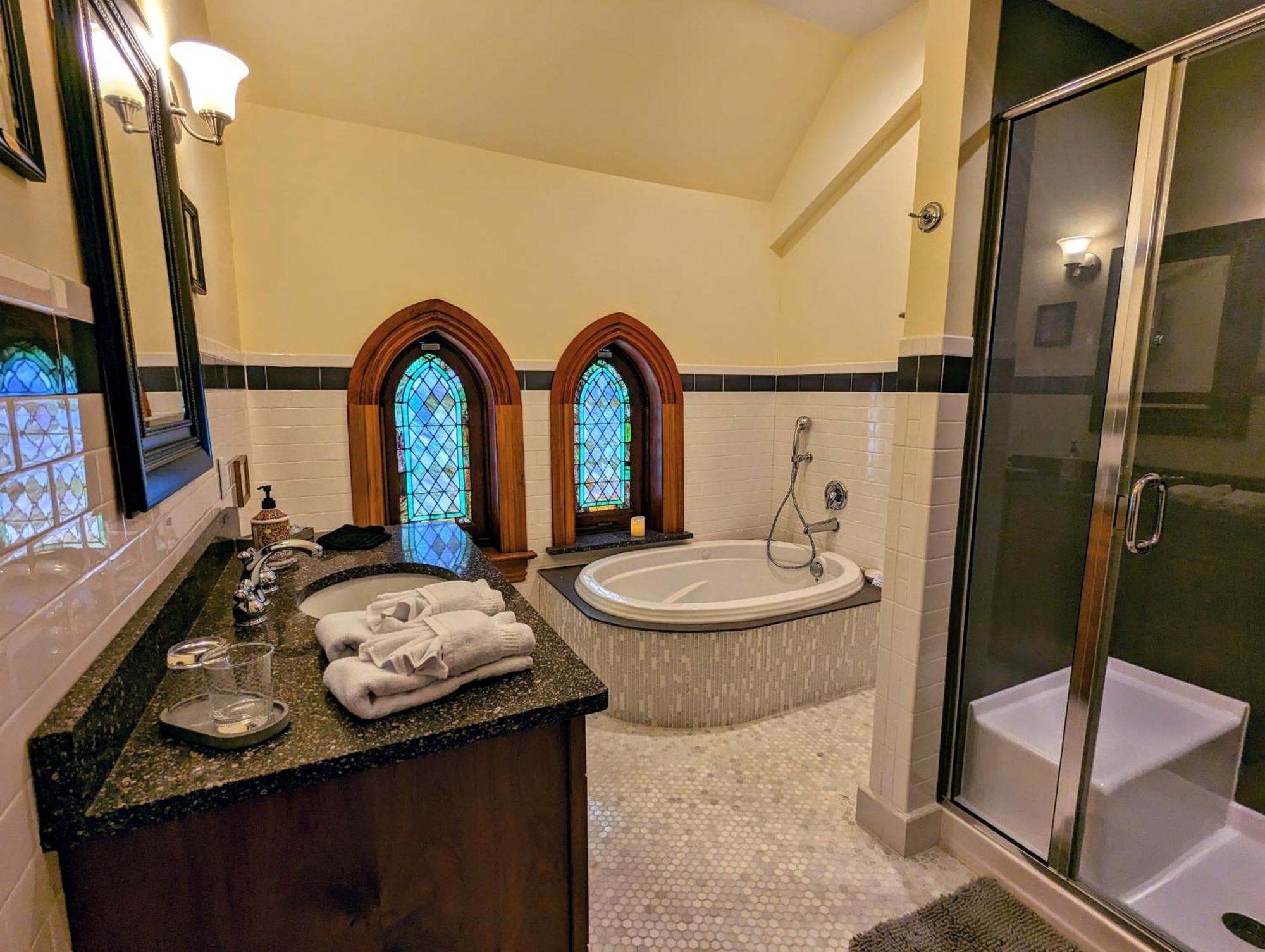 Gothic Heights Inn Clifton Heights Buitenkant foto